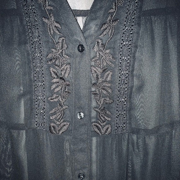 Lauren Conrad sheer black blouse, size M - Picture 3 of 6